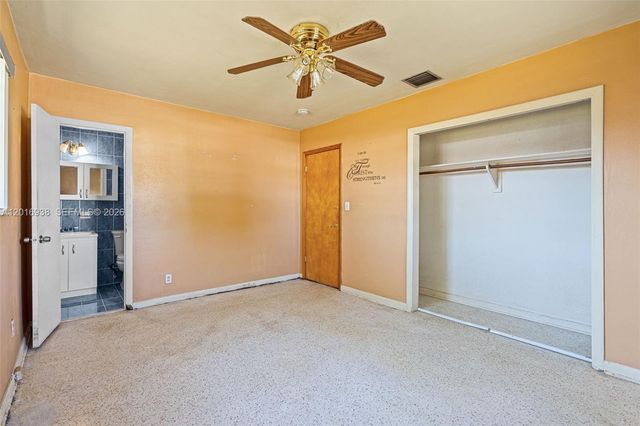 2400 NW 181st Ter, Miami Gardens, FL 33056