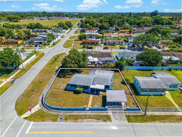 2400 NW 181st Ter, Miami Gardens, FL 33056