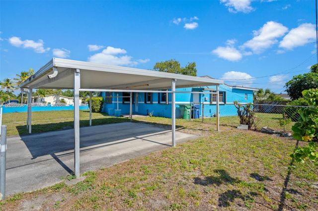2400 NW 181st Ter, Miami Gardens, FL 33056