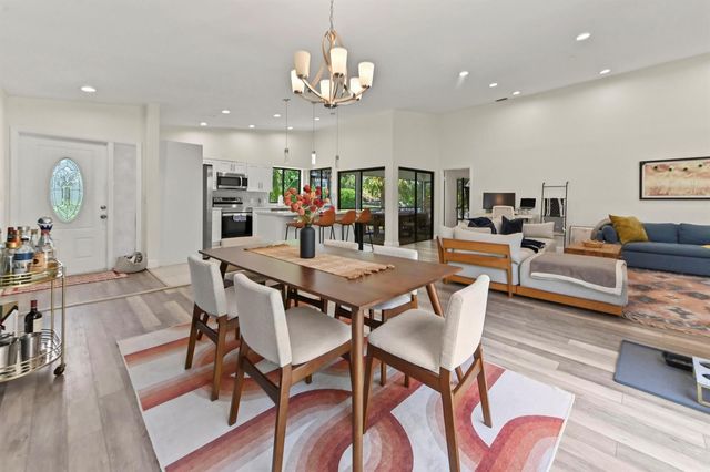 1200 NW 18th Avenue, Delray Beach, FL 33445