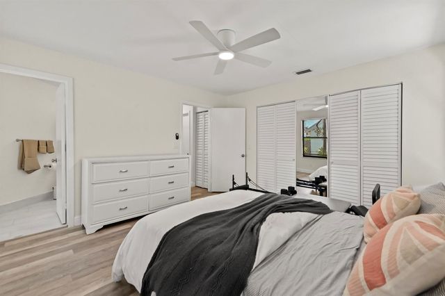1200 NW 18th Avenue, Delray Beach, FL 33445