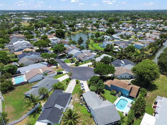 1200 NW 18th Avenue, Delray Beach, FL 33445