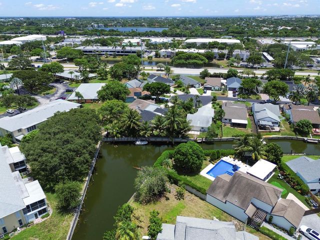 1200 NW 18th Avenue, Delray Beach, FL 33445