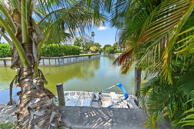 1200 NW 18th Avenue, Delray Beach, FL 33445