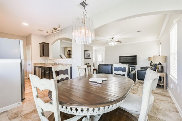 1822 Don Alejandro, Houston, TX 77091