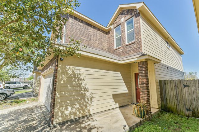 1822 Don Alejandro, Houston, TX 77091