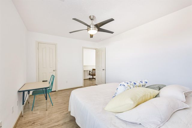 1822 Don Alejandro, Houston, TX 77091