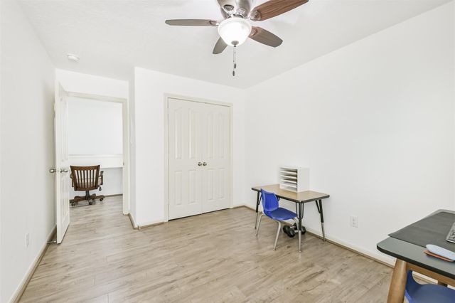 1822 Don Alejandro, Houston, TX 77091