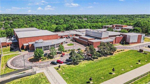 9908 Perry Drive, Overland Park, KS 66212