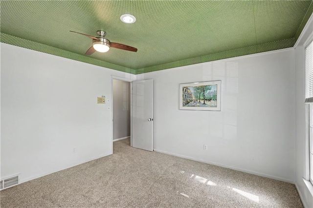 9908 Perry Drive, Overland Park, KS 66212