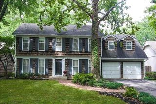 9908 Perry Drive, Overland Park, KS 66212