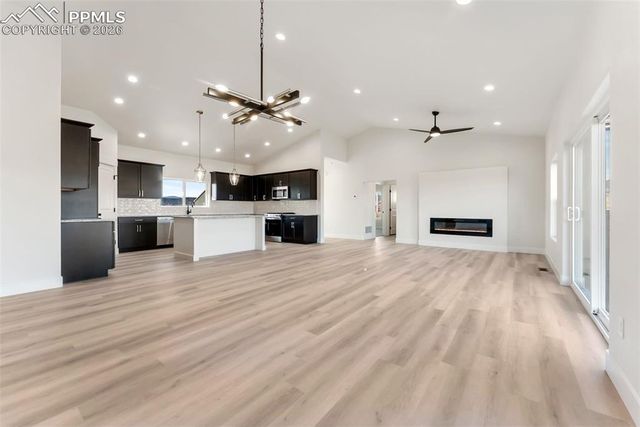 806 Keystone Loop, Canon City, CO 81212