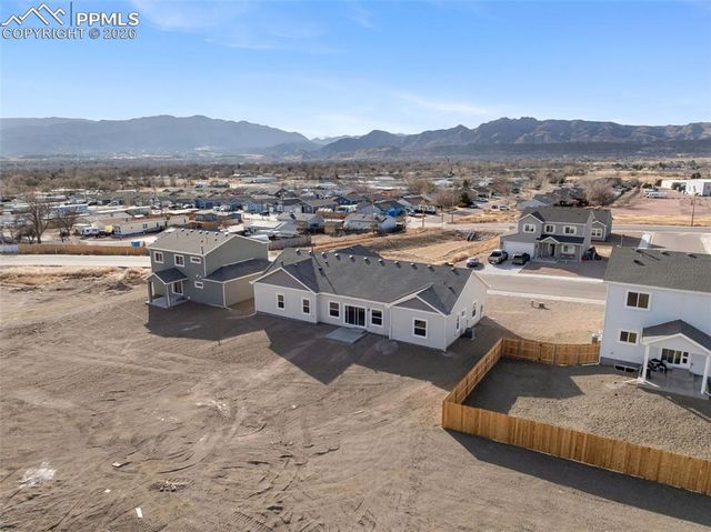 806 Keystone Loop, Canon City, CO 81212