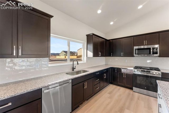 806 Keystone Loop, Canon City, CO 81212