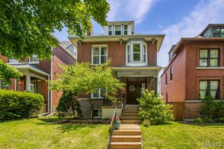 3880 Hartford Street, St Louis, MO 63116