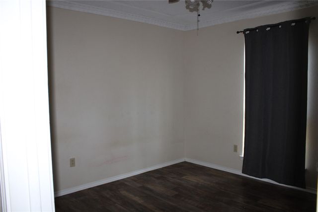 615 Renfro Street, Burleson, TX 76028