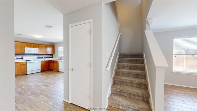 15214 Meredith Lane, College Station, TX 77845