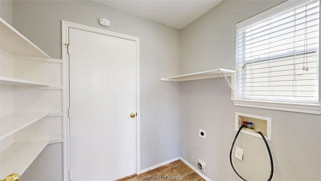 15214 Meredith Lane, College Station, TX 77845