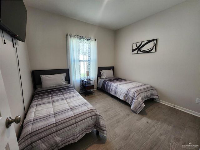 8330 34th Lane, Mcallen, TX 78504