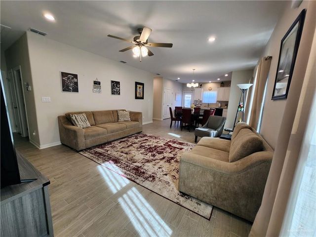 8330 34th Lane, Mcallen, TX 78504