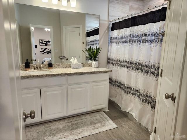 8330 34th Lane, Mcallen, TX 78504