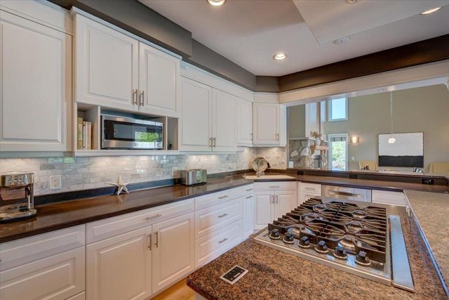 5596 Surrey Lane, Waunakee, WI 53597