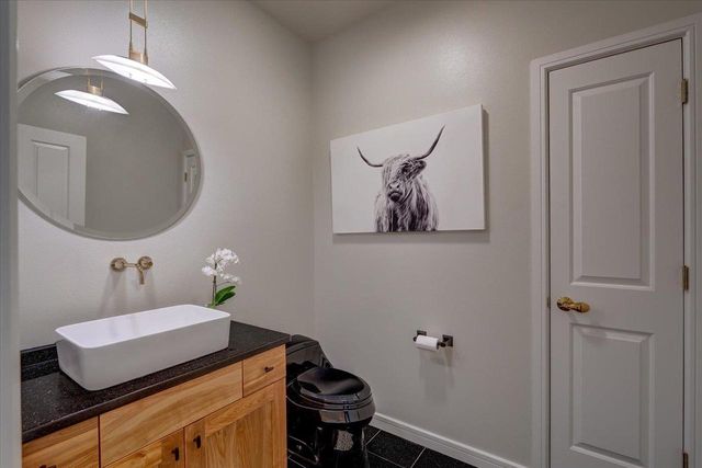 5596 Surrey Lane, Waunakee, WI 53597