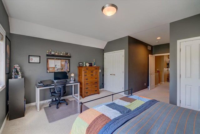 5596 Surrey Lane, Waunakee, WI 53597