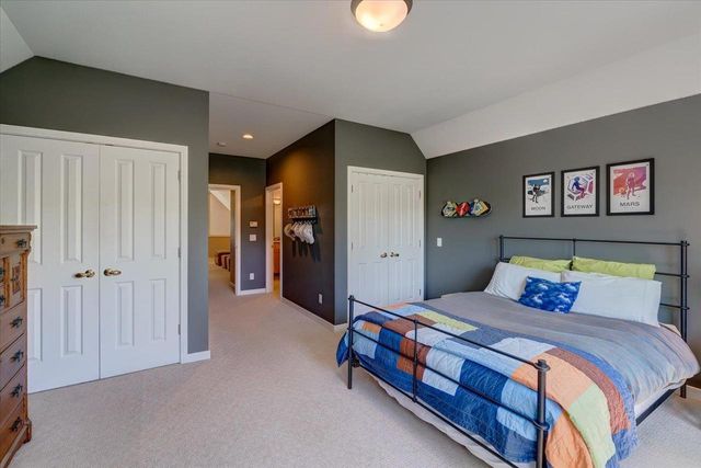 5596 Surrey Lane, Waunakee, WI 53597