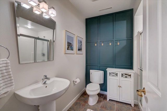 5596 Surrey Lane, Waunakee, WI 53597