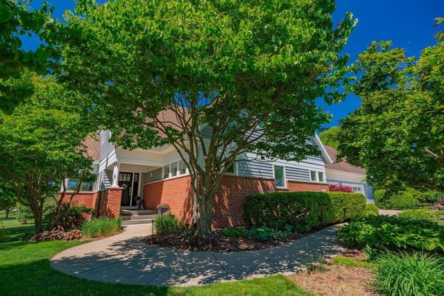 5596 Surrey Lane, Waunakee, WI 53597