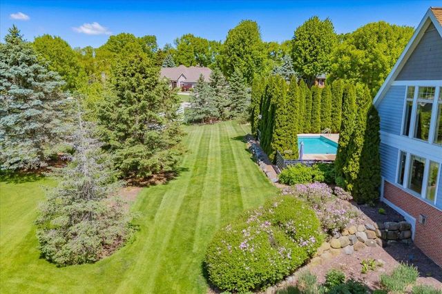 5596 Surrey Lane, Waunakee, WI 53597