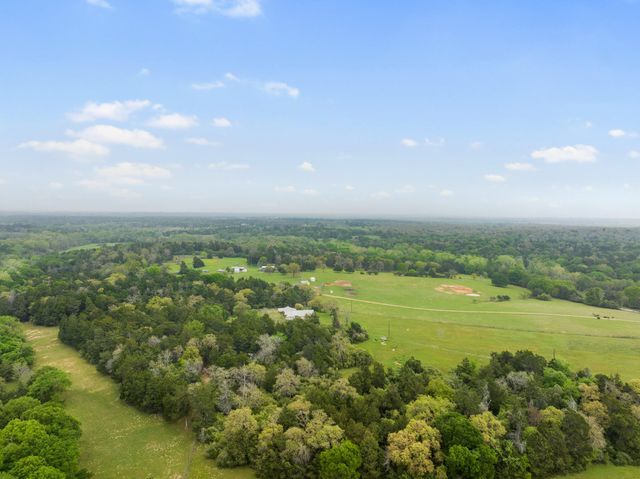 24661 Squirrel Road, New Ulm, TX 78950