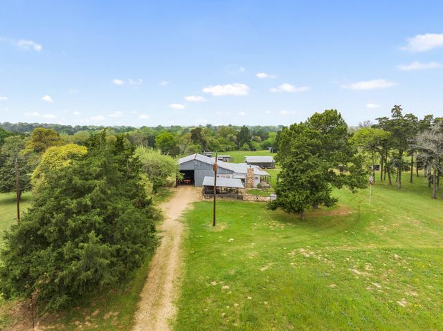24661 Squirrel Road, New Ulm, TX 78950