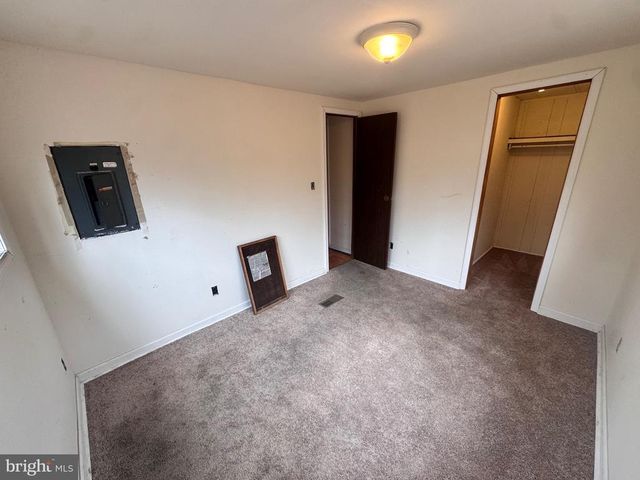 316 HAWKINS FARM RD, Bumpass, VA 23024