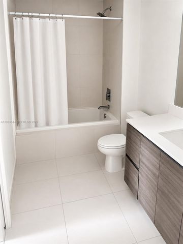 1100 S Miami Ave 4004, Miami, FL 33130