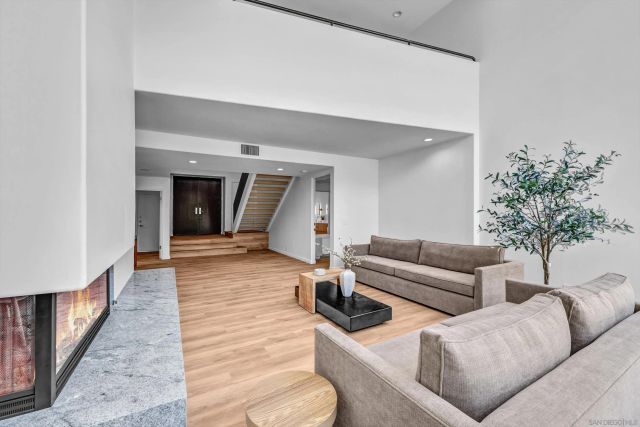 2606 Caminito Tom Morris, La Jolla, CA 92037