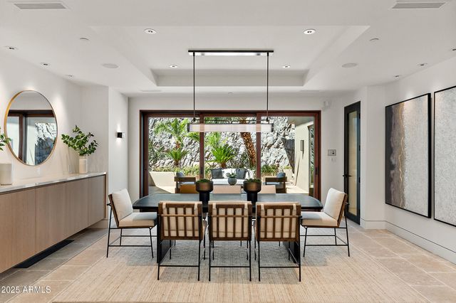 4536 E FOOTHILL Drive, Paradise Valley, AZ 85253