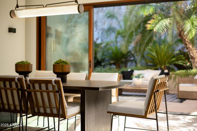 4536 E FOOTHILL Drive, Paradise Valley, AZ 85253