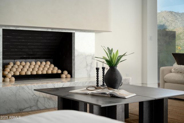 4536 E FOOTHILL Drive, Paradise Valley, AZ 85253