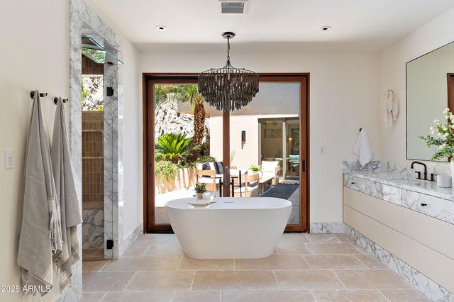 4536 E FOOTHILL Drive, Paradise Valley, AZ 85253