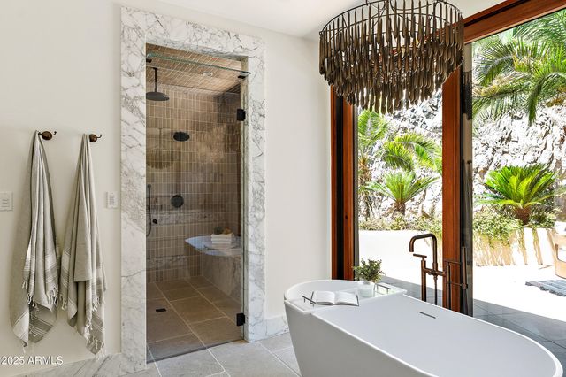 4536 E FOOTHILL Drive, Paradise Valley, AZ 85253