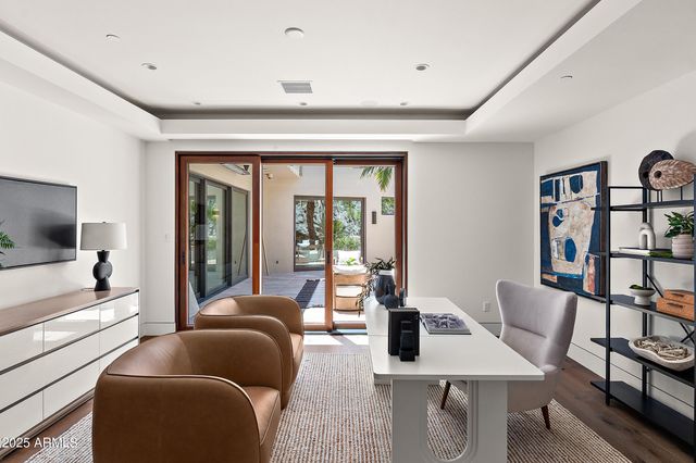 4536 E FOOTHILL Drive, Paradise Valley, AZ 85253