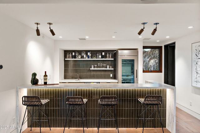 4536 E FOOTHILL Drive, Paradise Valley, AZ 85253