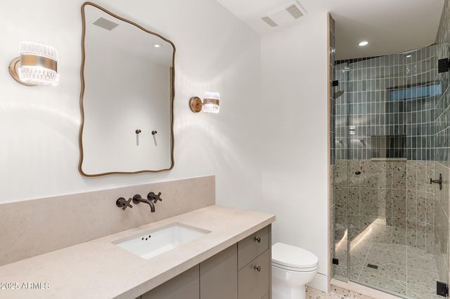 4536 E FOOTHILL Drive, Paradise Valley, AZ 85253