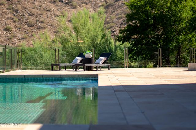 4536 E FOOTHILL Drive, Paradise Valley, AZ 85253