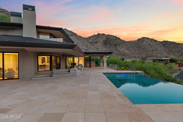 4536 E FOOTHILL Drive, Paradise Valley, AZ 85253