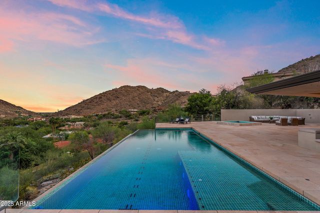4536 E FOOTHILL Drive, Paradise Valley, AZ 85253