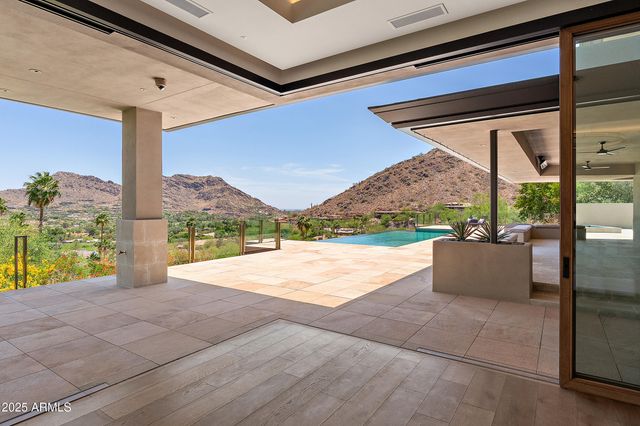 4536 E FOOTHILL Drive, Paradise Valley, AZ 85253