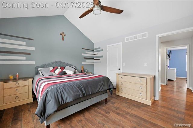 17482 Sunny Crest Drive, Brownstown Charter Township, MI 48174